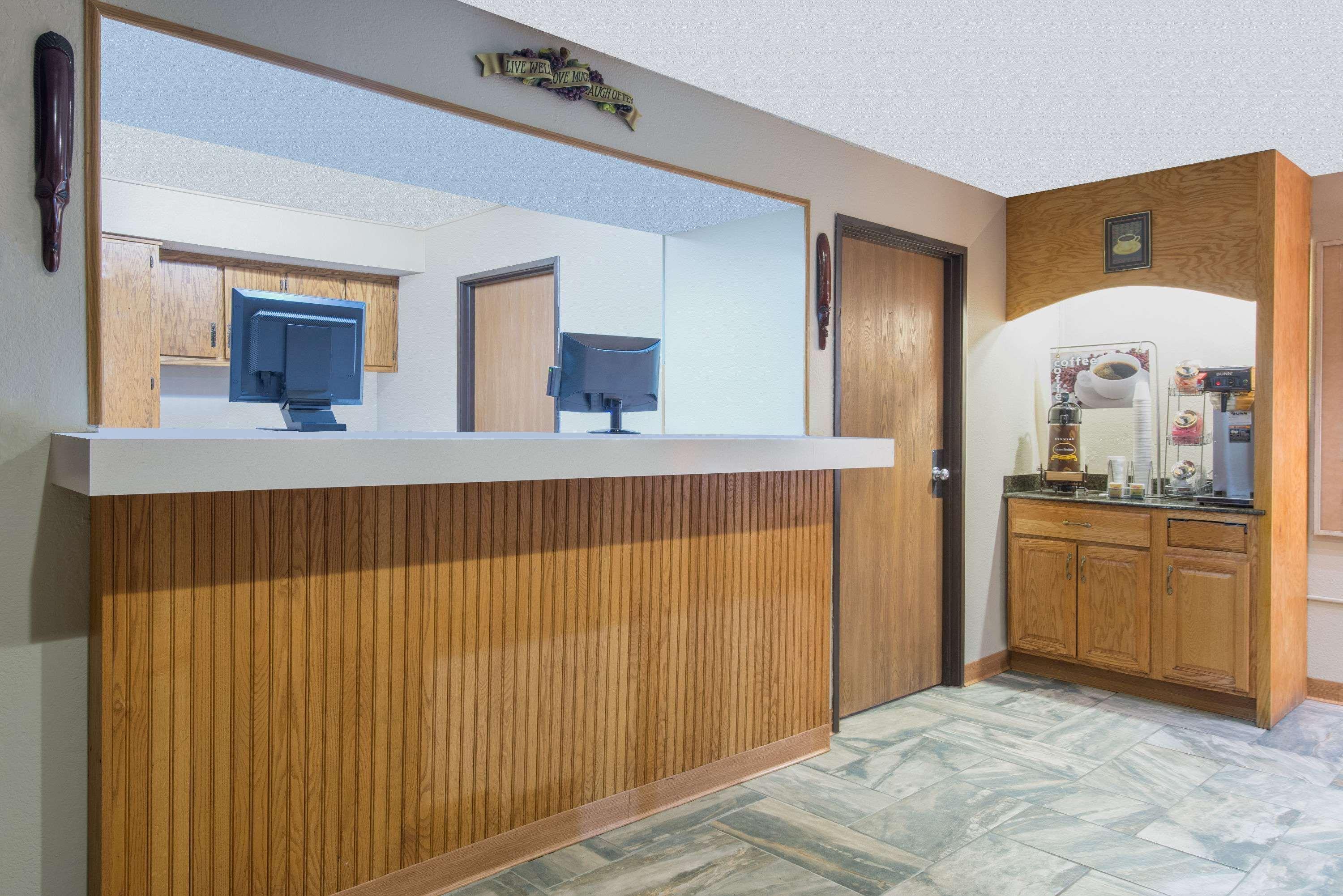Super 8 By Wyndham Youngstown/Austintown Εξωτερικό φωτογραφία