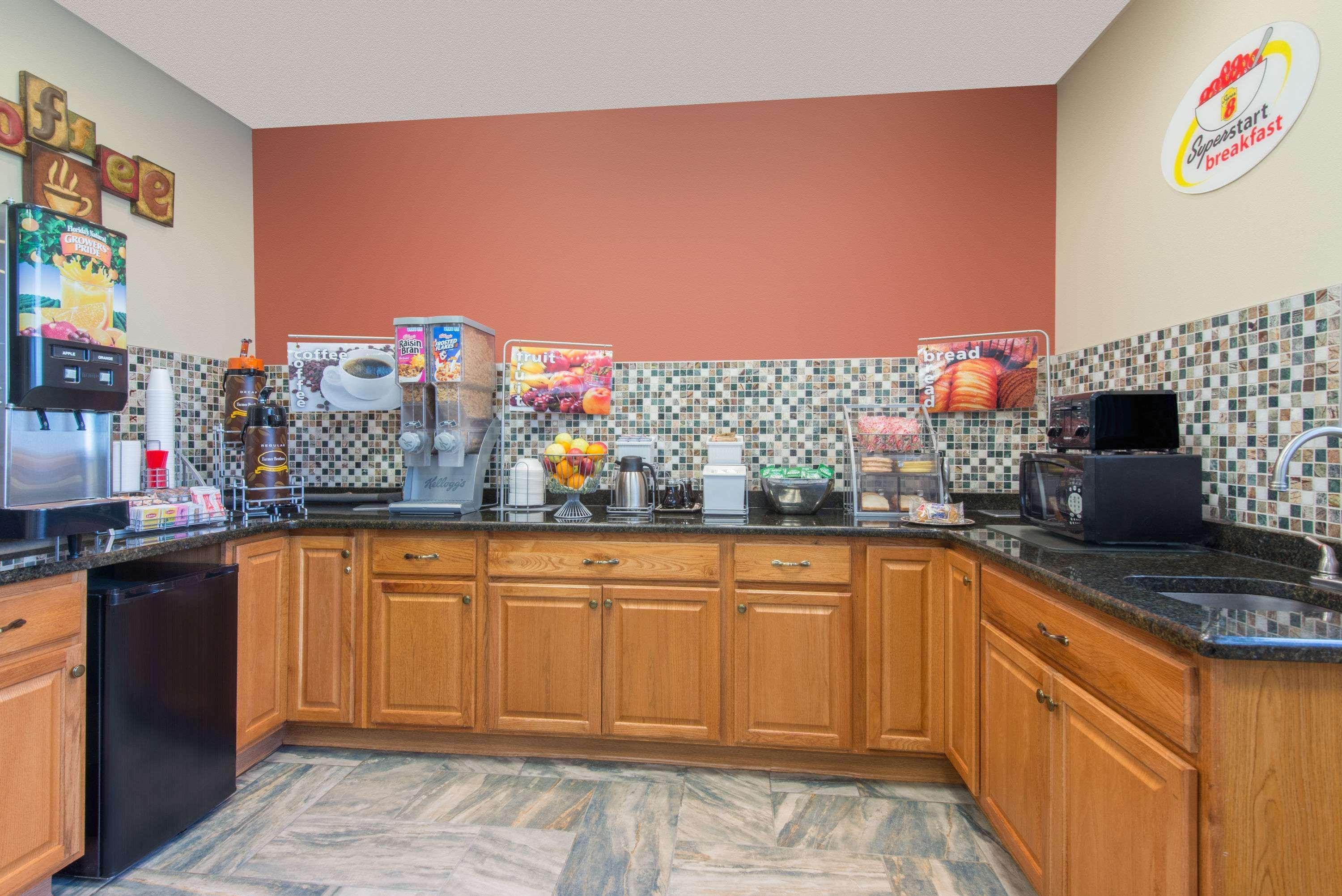 Super 8 By Wyndham Youngstown/Austintown Εξωτερικό φωτογραφία